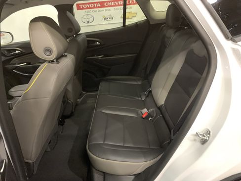 New 2026 Chevrolet Trax ACTIV w/ Driver Confidence Package image 11