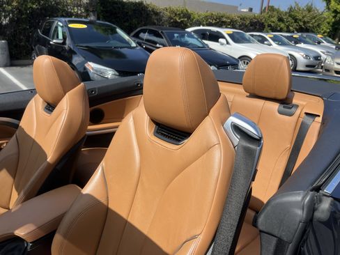 Used 2018 BMW 430i Convertible w/ Premium Package RWD image 32