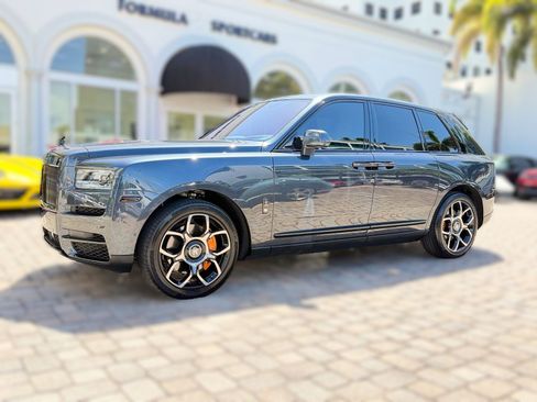 Used 2023 Rolls-Royce Cullinan Black Badge w/ Dark Exterior Package AWD/4WD image 1