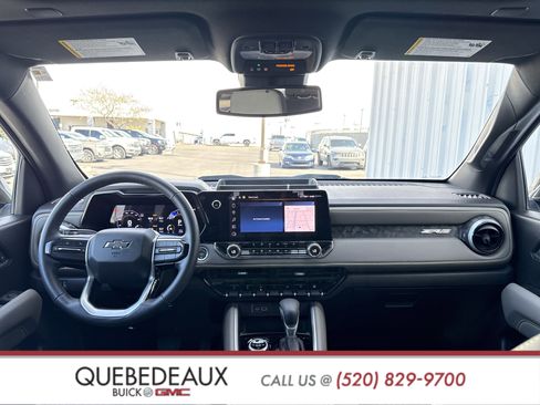 Used 2024 Chevrolet Colorado ZR2 w/ Technology Package image 35