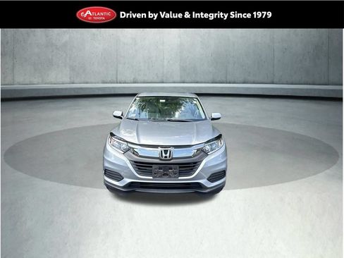 Used 2019 Honda HR-V LX image 1