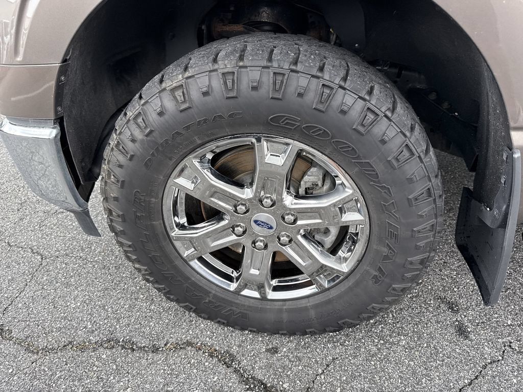 Used 2023 Ford F150 XLT w/ Equipment Group 302A High AWD/4WD image 11