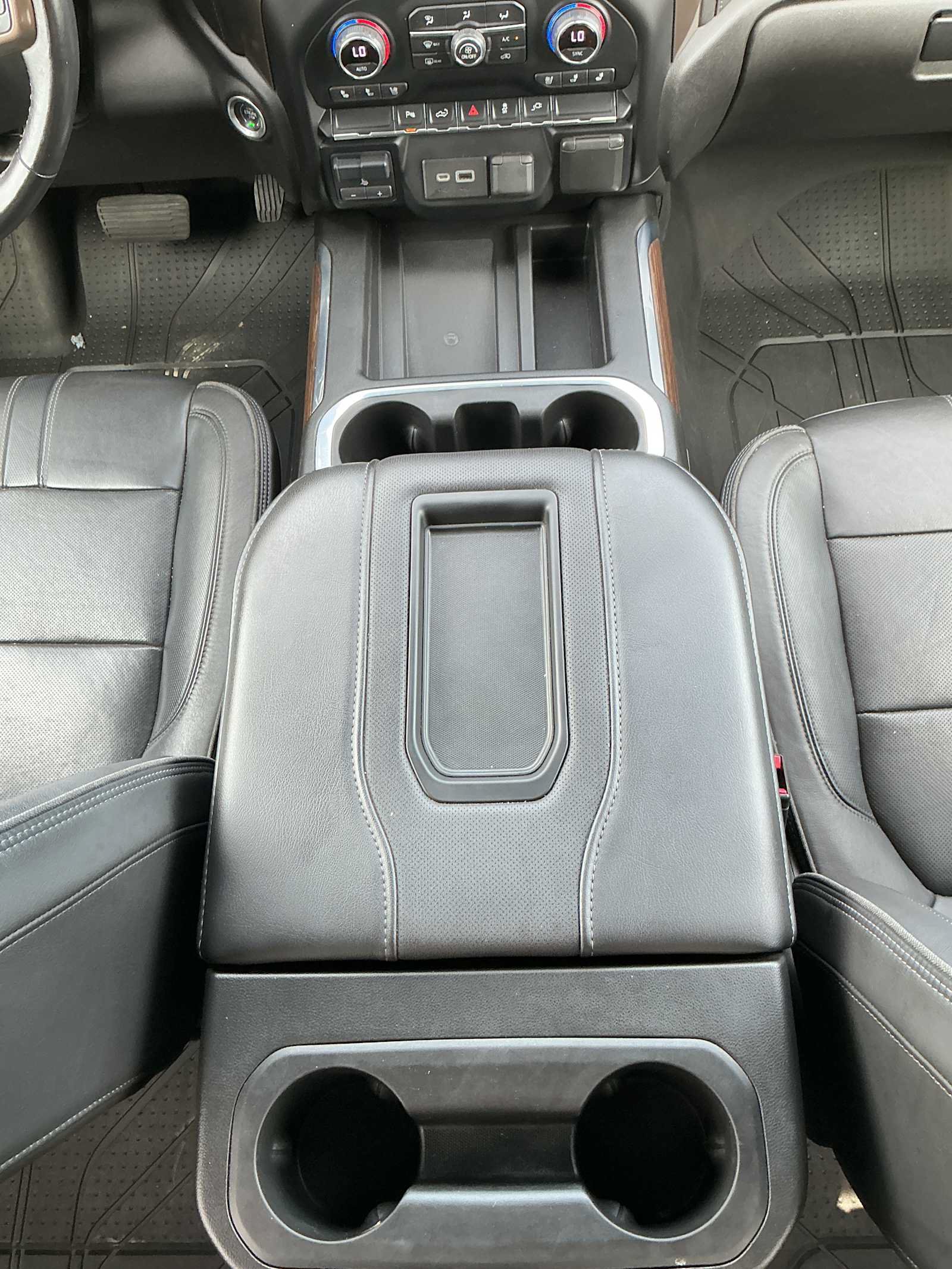 Used 2021 Chevrolet Silverado 2500 High Country AWD/4WD image 17