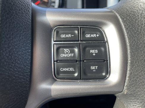 Used 2024 RAM 1500 Classic SLT image 12