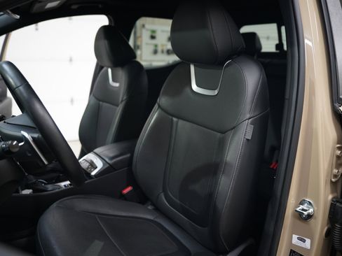 Used 2023 Hyundai Santa Cruz Limited w/ Launch Package image 25