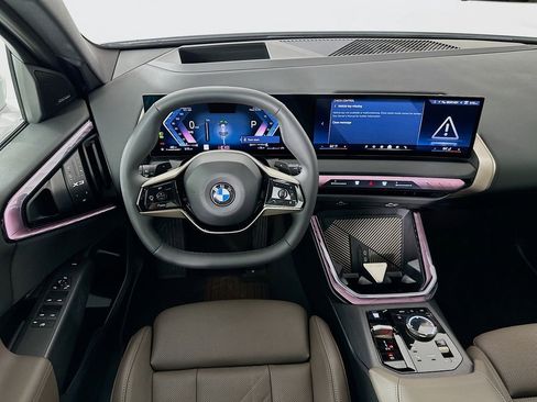 Used 2025 BMW X3 xDrive30i w/ Premium Package image 21