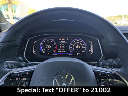 Used 2022 Volkswagen Jetta GLI Autobahn image 30