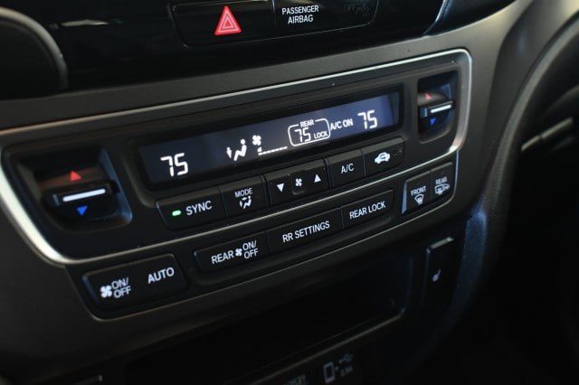Used 2022 Honda Pilot EX-L image 32