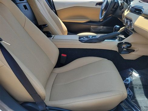 New 2025 MAZDA MX-5 Miata Grand Touring image 17