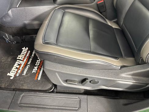 Used 2025 Ford Bronco Outer Banks image 12