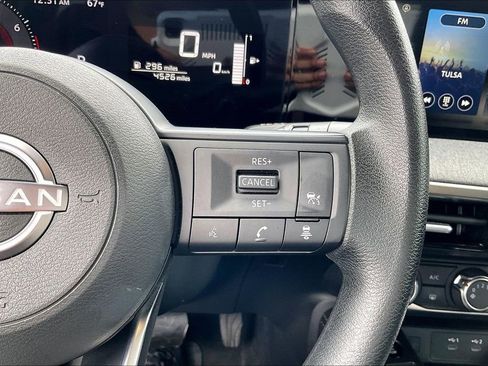 Certified 2025 Nissan Kicks SV AWD/4WD image 26