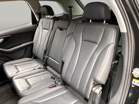 Used 2023 Audi Q7 2.0T Premium w/ Convenience Package AWD/4WD image 21