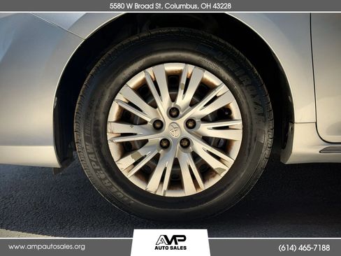 Used 2012 Toyota Camry LE FWD image 24