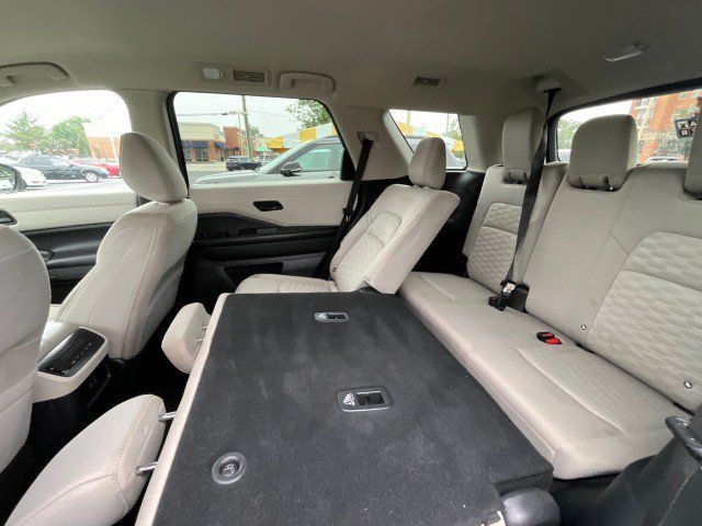 Used 2023 Nissan Pathfinder SV FWD image 30