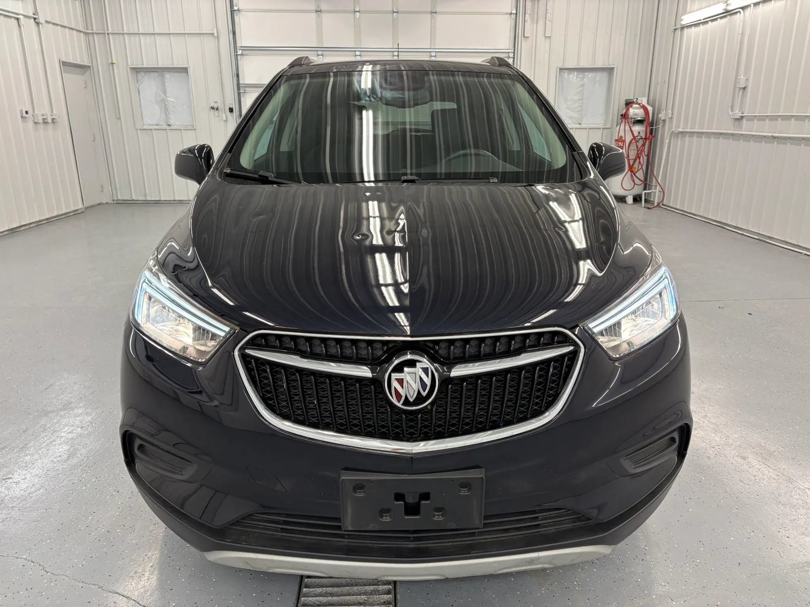Used 2022 Buick Encore Preferred AWD/4WD image 12