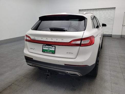 Used 2016 Lincoln MKX Reserve w/ Driver Assistance Package AWD/4WD image 7