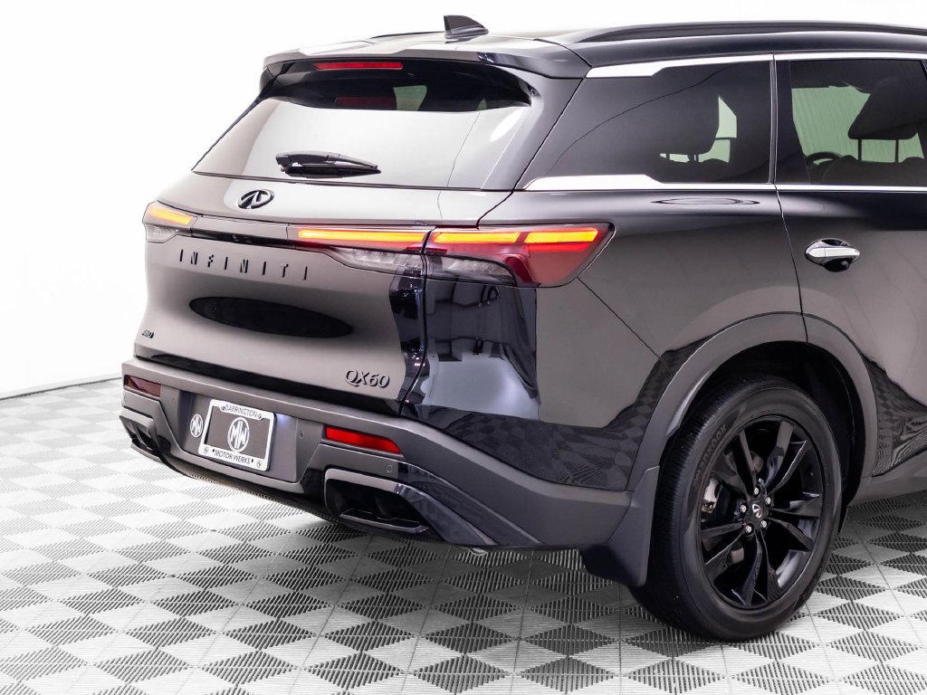 Certified 2025 INFINITI QX60 Luxe w/ Black Edition AWD/4WD image 31