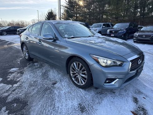 Used 2019 INFINITI Q50 Luxe w/ Essential Package (3.0T Luxe) image 7