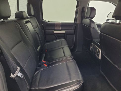 Used 2018 Ford F250 Lariat w/ Lariat Value Package image 19