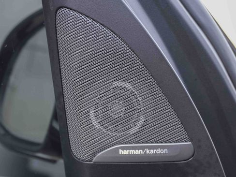 Used 2020 BMW X7 xDrive40i w/ Premium Package image 17