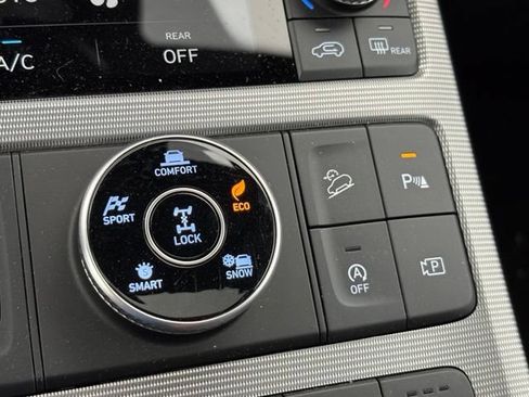 Used 2025 Hyundai Palisade Calligraphy AWD/4WD image 16