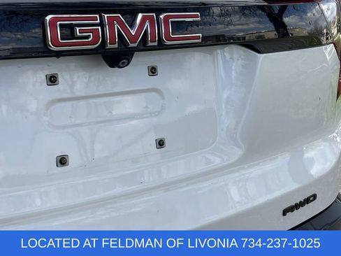 Used 2022 GMC Acadia SLT w/ Elevation Edition AWD/4WD image 32