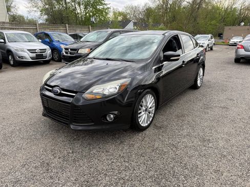 Used 2014 Ford Focus Titanium image 1