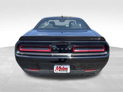 Used 2022 Dodge Challenger R/T Scat Pack RWD image 6