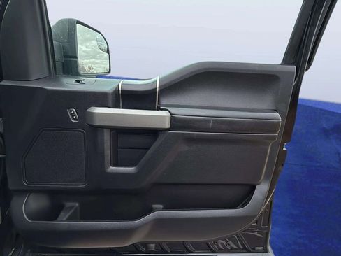 Used 2018 Ford F150 Raptor w/ Equipment Group 801A Mid image 17