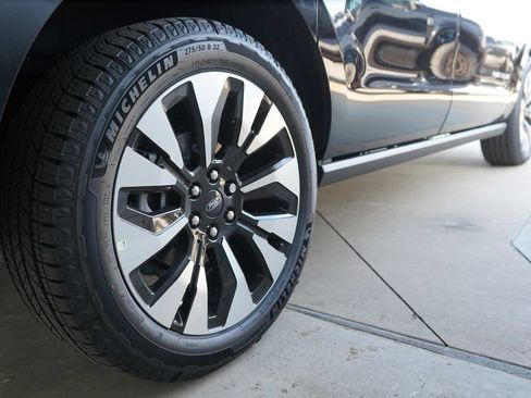 New 2027 Ford Expedition Max Platinum w/ Driver's Package AWD/4WD image 9