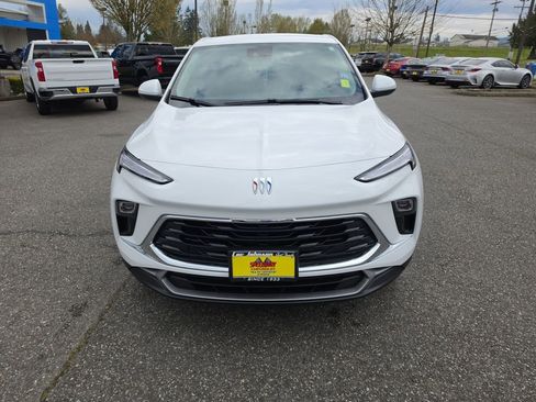 Used 2024 Buick Encore GX Preferred w/ Comfort Package image 4