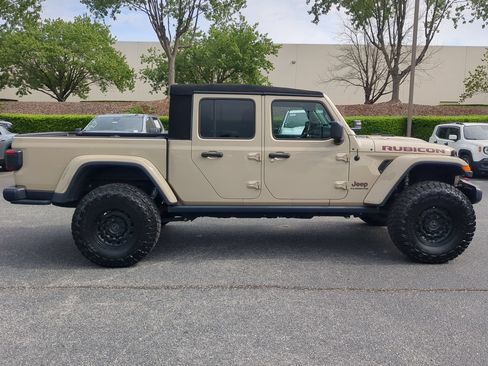 Used 2020 Jeep Gladiator Rubicon AWD/4WD image 11