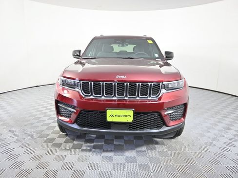 Used 2026 Jeep Grand Cherokee Laredo X AWD/4WD image 10