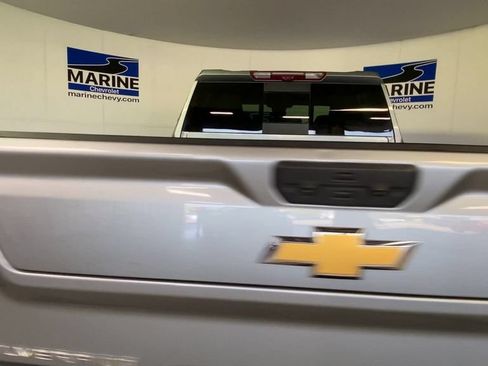 Used 2024 Chevrolet Silverado 2500 High Country w/ High Country Premium Package AWD/4WD image 9
