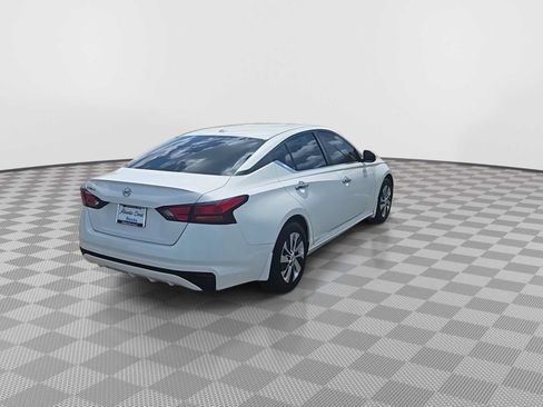 Used 2020 Nissan Altima 2.5 S FWD image 8