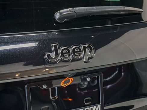 Used 2021 Jeep Grand Cherokee Trackhawk AWD/4WD image 41