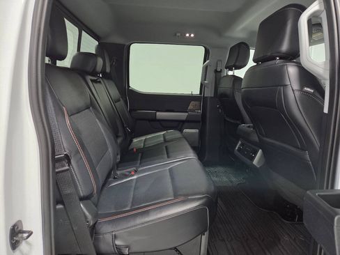 Used 2024 Ford F250 Lariat w/ FX4 Off-Road Package AWD/4WD image 17