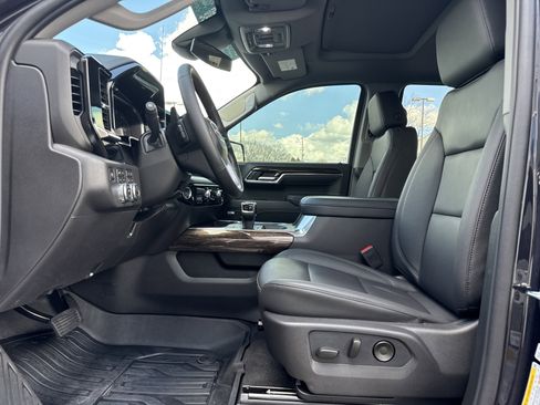 Used 2026 GMC Sierra 1500 Elevation w/ Elevation Premium Package image 16