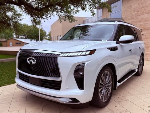 New 2026 INFINITI QX80 Luxe AWD/4WD image 2