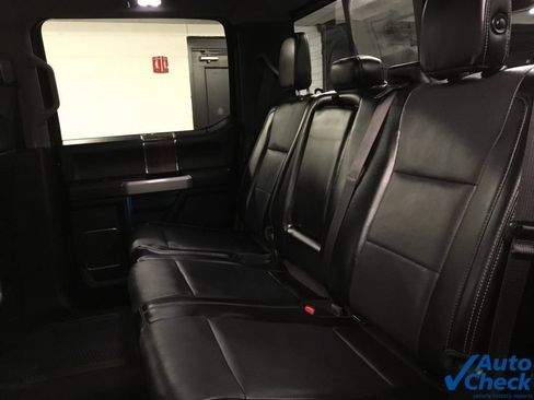 Used 2016 Ford F150 Lariat w/ Equipment Group 502A Luxury AWD/4WD image 32