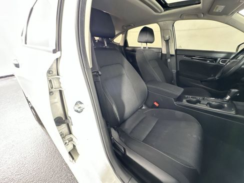 Used 2022 Honda Civic EX image 28