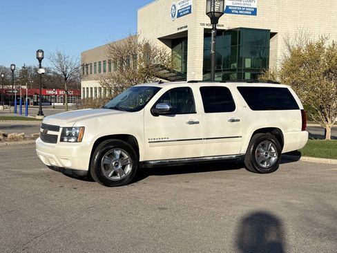 Used 2010 Chevrolet Suburban LTZ AWD/4WD image 13