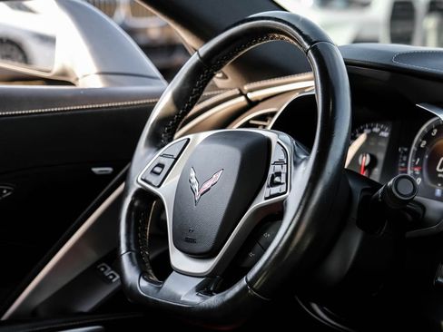 Used 2016 Chevrolet Corvette Stingray Coupe RWD image 12