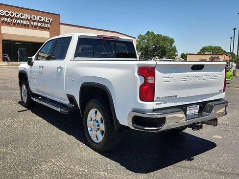 Used 2023 Chevrolet Silverado 2500 LTZ w/ LTZ Premium Package AWD/4WD image 3