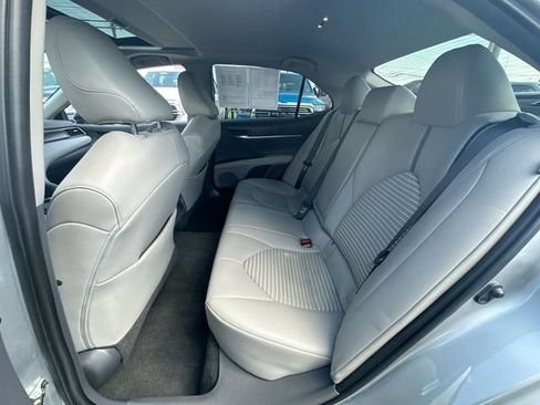 Used 2021 Toyota Camry SE w/ Cold Weather Package AWD/4WD image 24