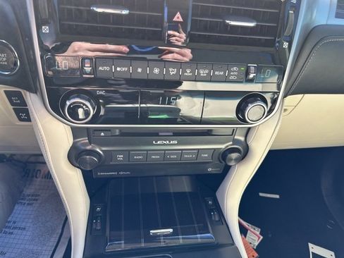 Used 2022 Lexus GX 460 Premium image 15