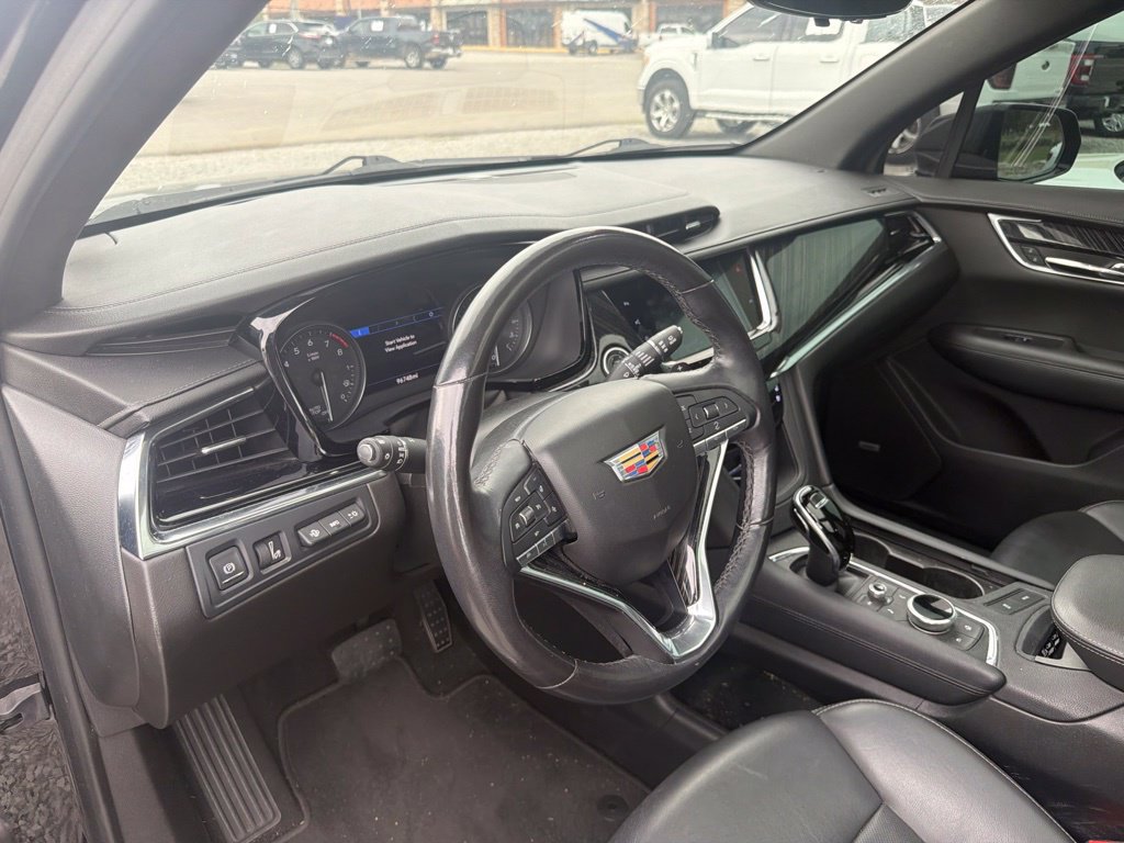 Used 2020 Cadillac XT6 Premium Luxury FWD image 16