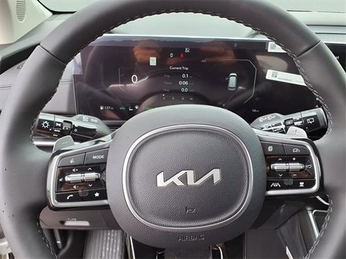 New 2025 Kia Carnival SX Prestige image 17