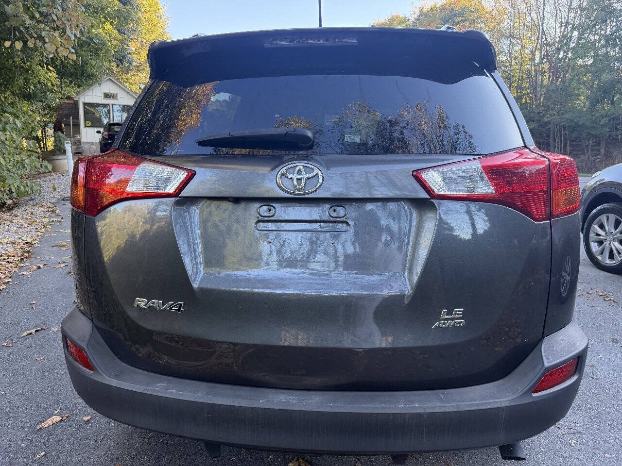 Used 2015 Toyota RAV4 LE AWD/4WD image 15