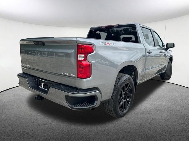 Used 2023 Chevrolet Silverado 1500 Custom AWD/4WD image 17